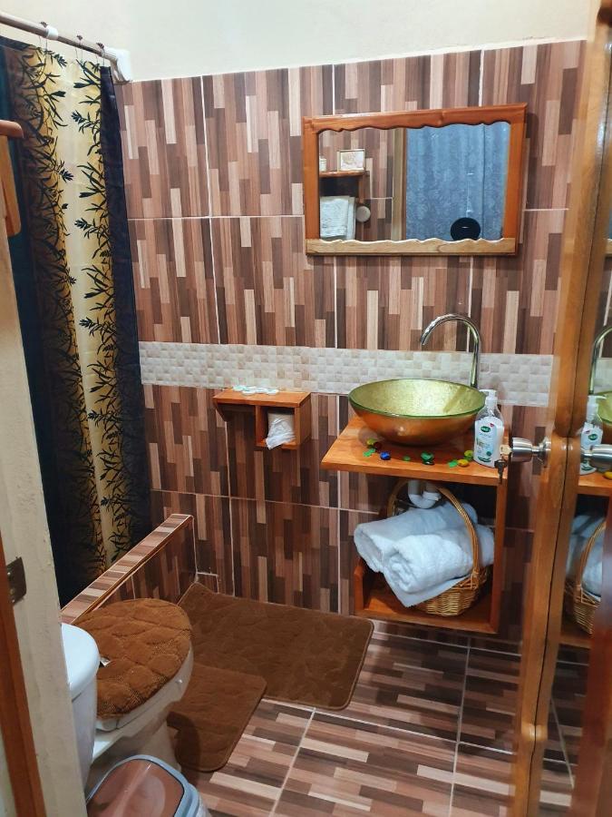 Mesmerize Guest House ポート・アントニオ エクステリア 写真