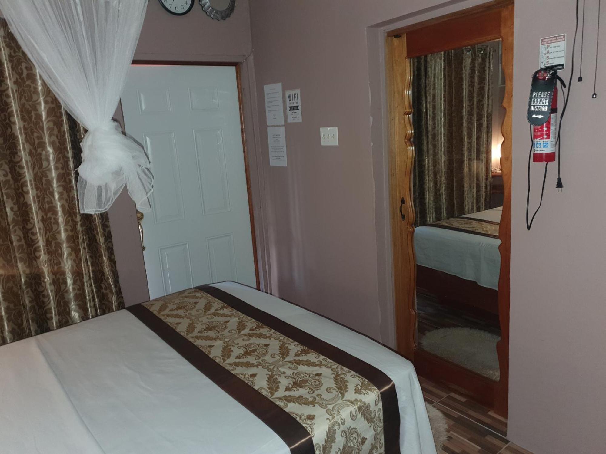 Mesmerize Guest House ポート・アントニオ 部屋 写真